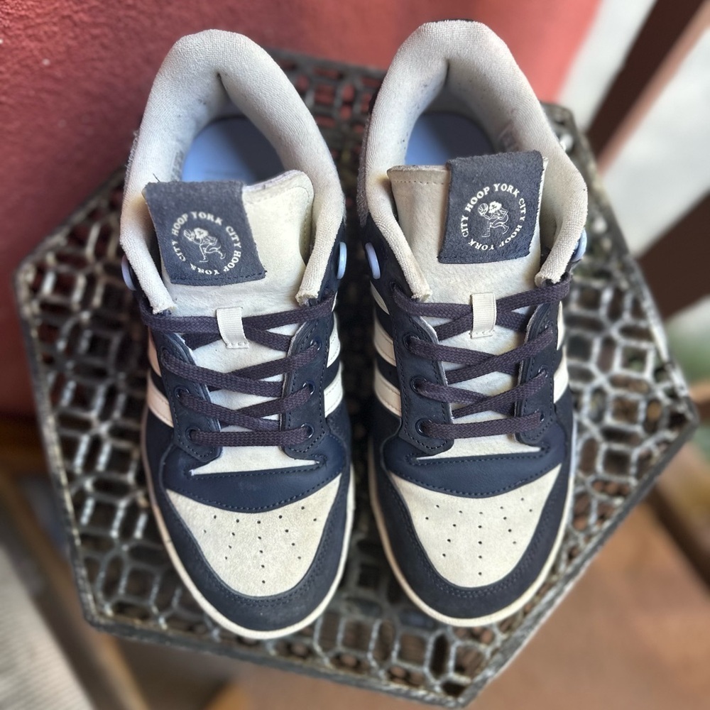 Adidas Rivalry Low 86 shoes - Picture 2 of 16